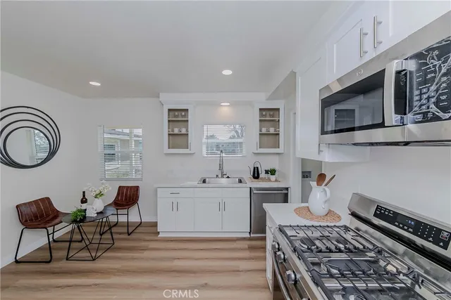 $950,000 | 1325 East Romneya Drive, Anaheim, CA 92805