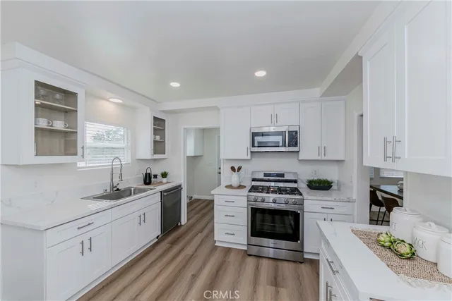 $950,000 | 1325 East Romneya Drive, Anaheim, CA 92805