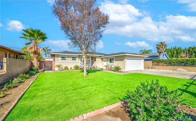 $950,000 | 1325 East Romneya Drive, Anaheim, CA 92805