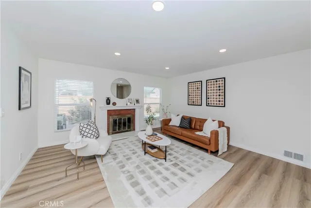 $950,000 | 1325 East Romneya Drive, Anaheim, CA 92805