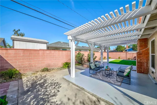 $950,000 | 1325 East Romneya Drive, Anaheim, CA 92805