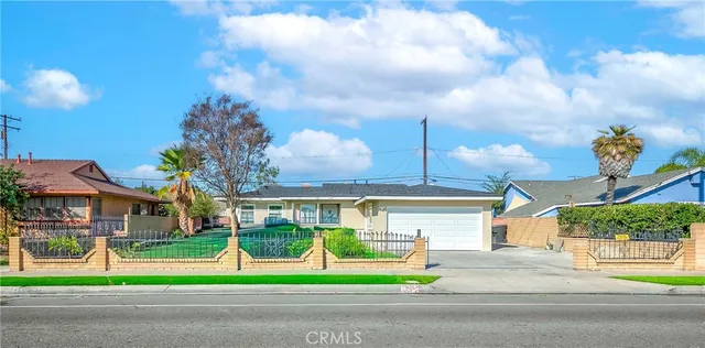 $950,000 | 1325 East Romneya Drive, Anaheim, CA 92805