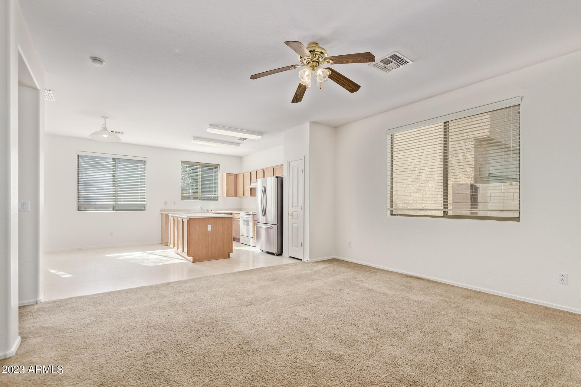 3757 East Chickadee Road Gilbert, AZ 85297 - Photo 9 of 28 09-Chickadee