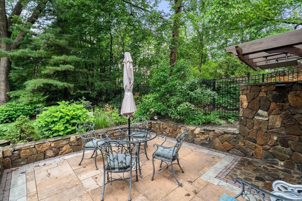 14 Sunset Road Wellesley, MA 02482 - Photo 37 of 39 a view of an outdoor space with a patio