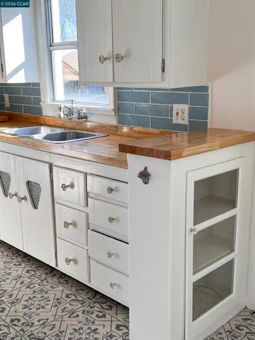 $2,600 | 192 Viewmont Avenue, Vallejo, CA 94590