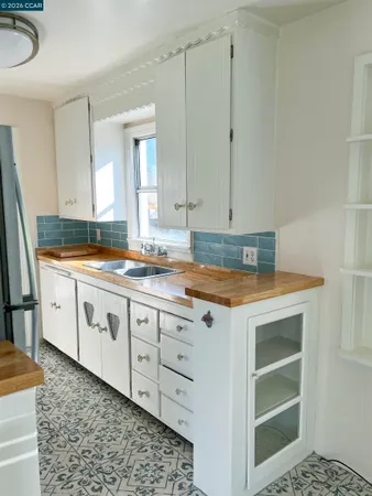 $2,600 | 192 Viewmont Avenue, Vallejo, CA 94590