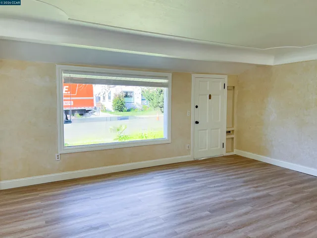 $2,600 | 192 Viewmont Avenue, Vallejo, CA 94590