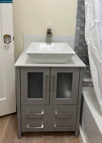 $2,600 | 192 Viewmont Avenue, Vallejo, CA 94590