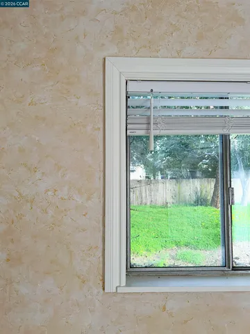 $2,600 | 192 Viewmont Avenue, Vallejo, CA 94590