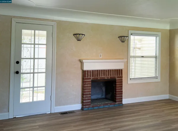$2,600 | 192 Viewmont Avenue, Vallejo, CA 94590