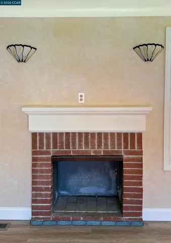 $2,600 | 192 Viewmont Avenue, Vallejo, CA 94590