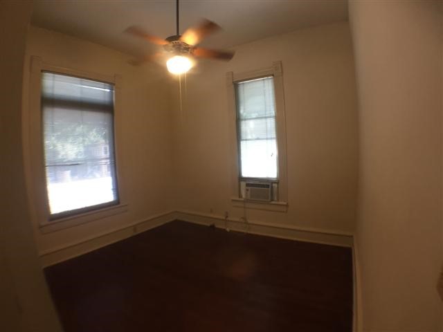 908 West 22nd Street, Unit D Austin, TX 78705 - Photo 8 of 9
