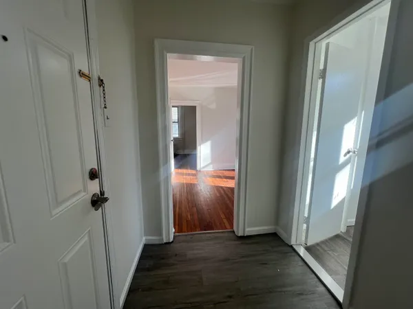 $1,695 | 197 Lafayette Place, Unit C3, Englewood, NJ 07631