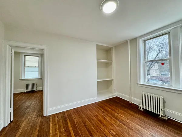 $1,695 | 197 Lafayette Place, Unit C3, Englewood, NJ 07631