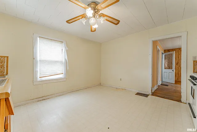 $39,000 | 433 8th Street, Lincoln, IL 62656