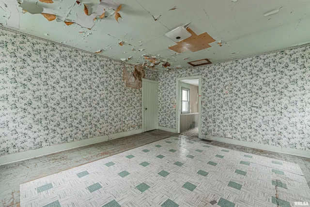 $39,000 | 433 8th Street, Lincoln, IL 62656