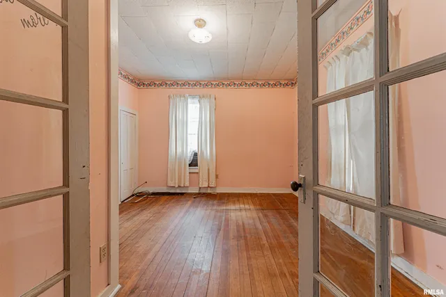 $39,000 | 433 8th Street, Lincoln, IL 62656