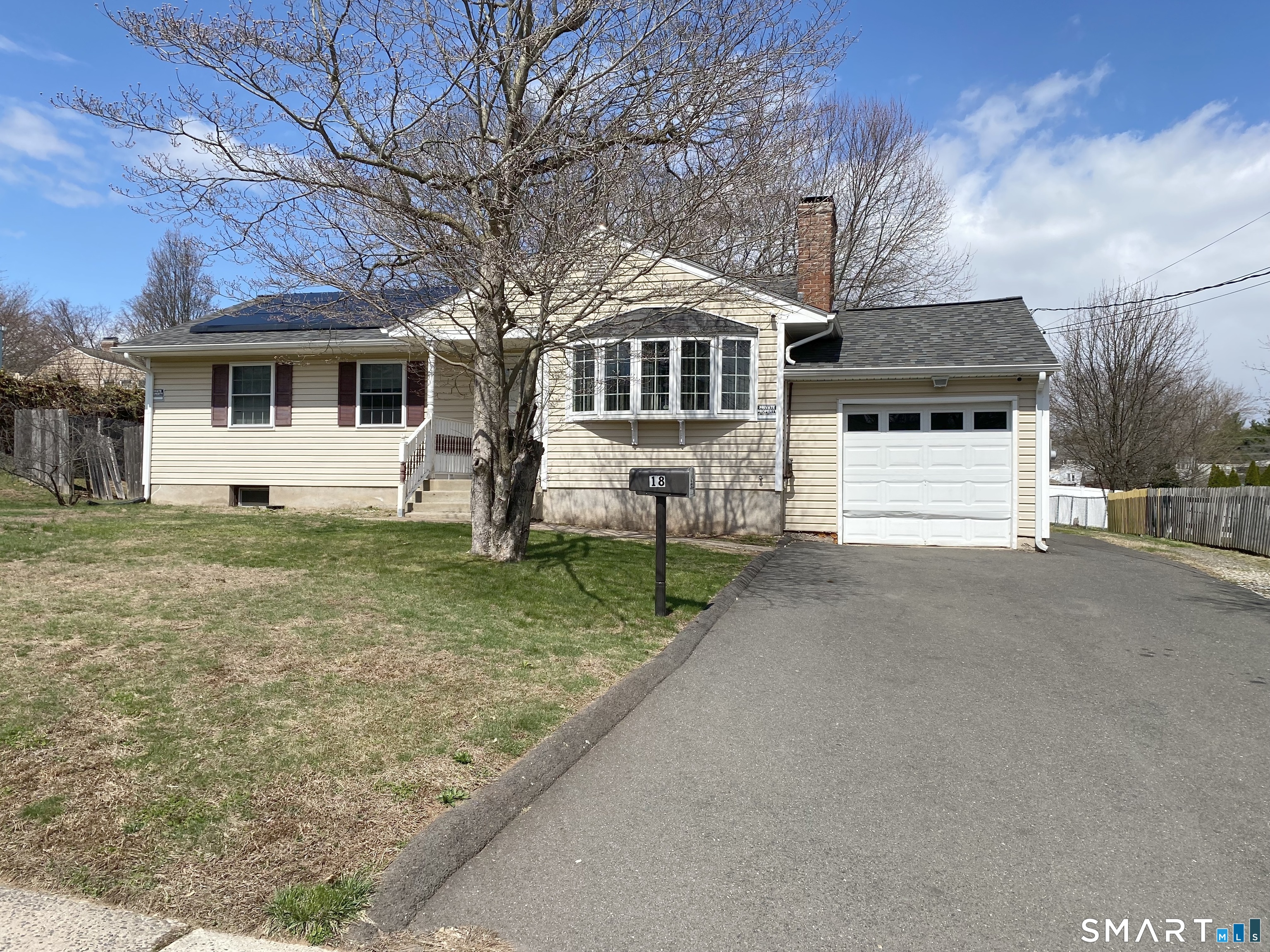 18 Reservoir Road Newington, CT 06111 - Photo 2 of 22