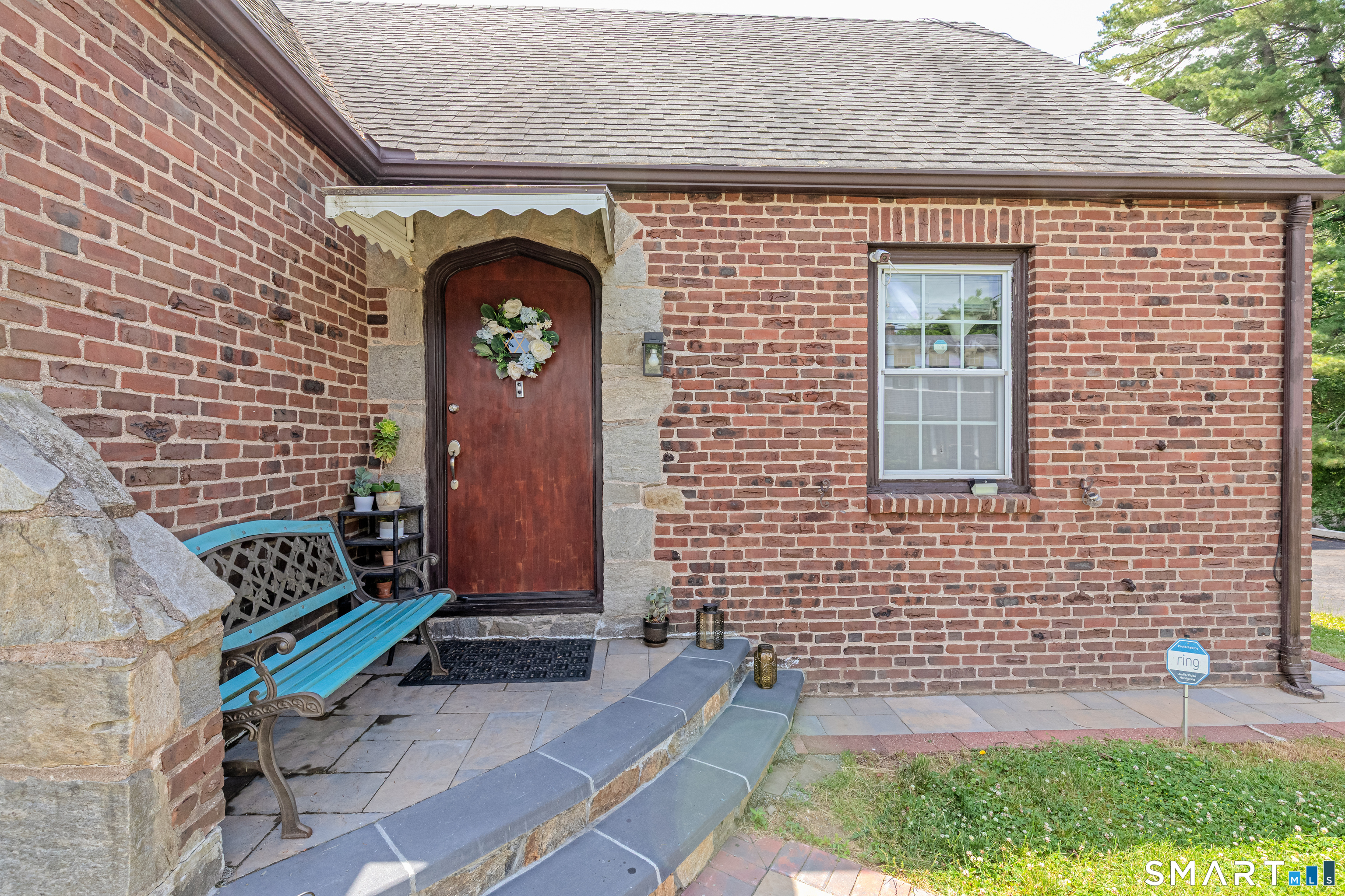 816 Woodruff Road Orange, CT 06477 - Photo 4 of 40