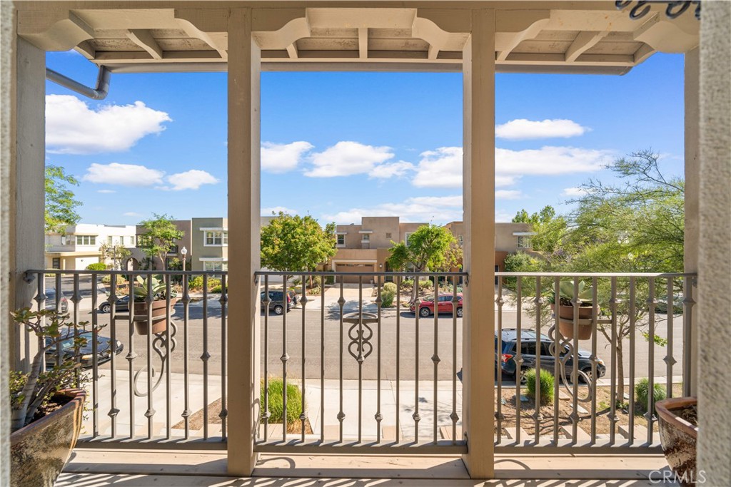 105 Newall Irvine, CA 92618 - Photo 35 of 59 a view of a city from a balcony