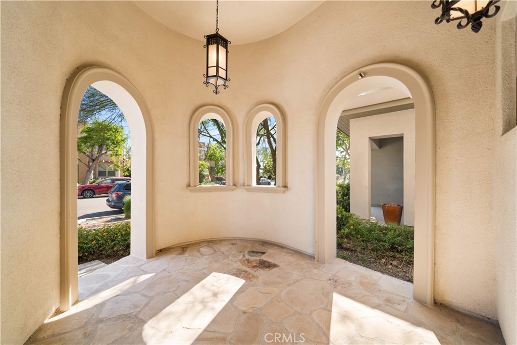 105 Newall Irvine, CA 92618 - Photo 4 of 59 a front view of a house with garden