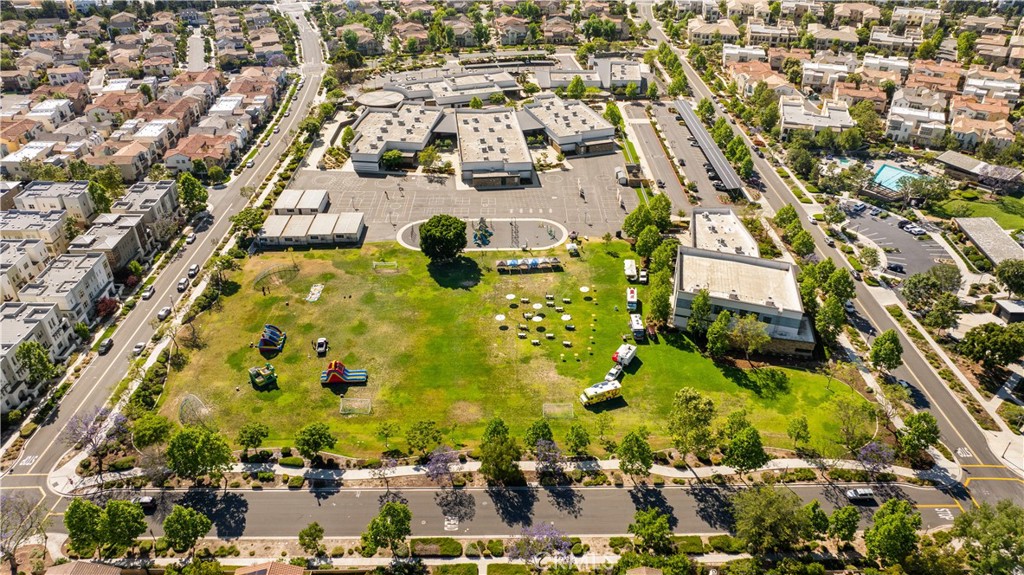 105 Newall Irvine, CA 92618 - Photo 59 of 59 an aerial view of residential houses with outdoor space