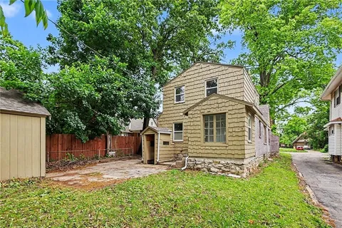 $184,500 | 1133 East 75th Street, Kansas City, MO 64131