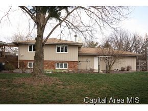2713 Interlacken Road Springfield, IL 62704 - Photo 5 of 24 Gallery Image 5