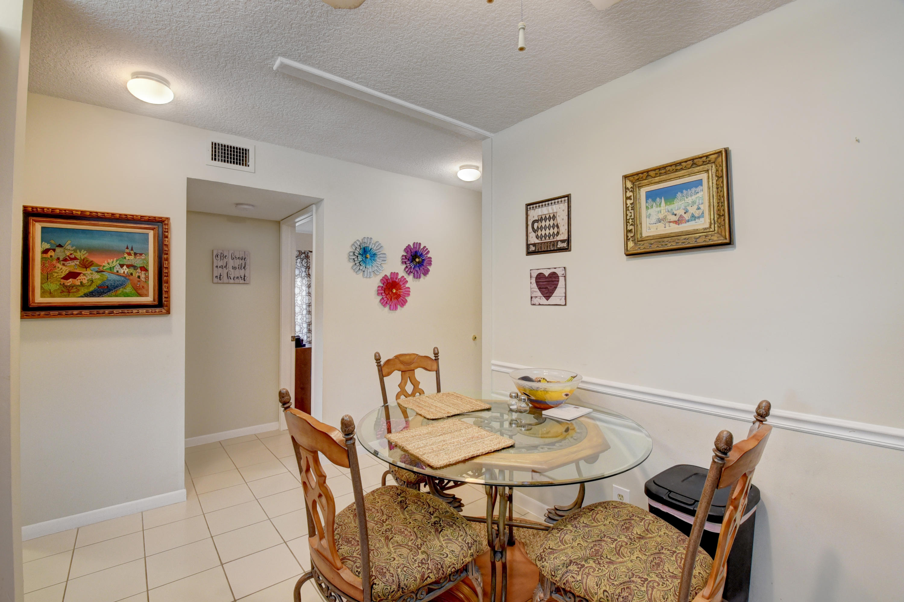 9094 Flynn Circle, Unit 1 Boca Raton, FL 33496 - Photo 8 of 23 Eat In Kitchen