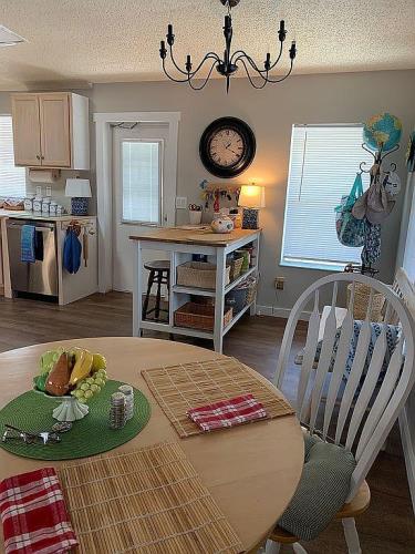 777 Walkerbilt Road Naples, FL 34110 - Photo 32 of 68