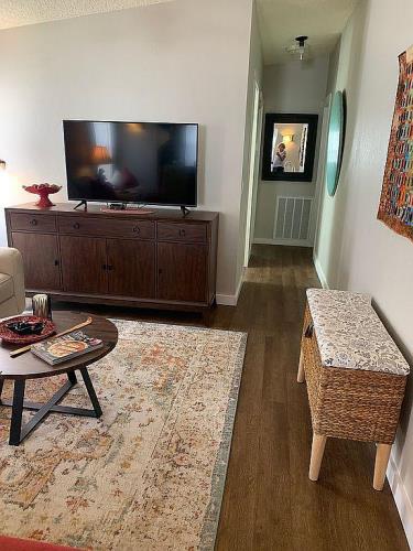 777 Walkerbilt Road Naples, FL 34110 - Photo 34 of 68