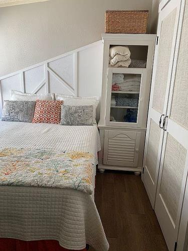 777 Walkerbilt Road Naples, FL 34110 - Photo 50 of 68