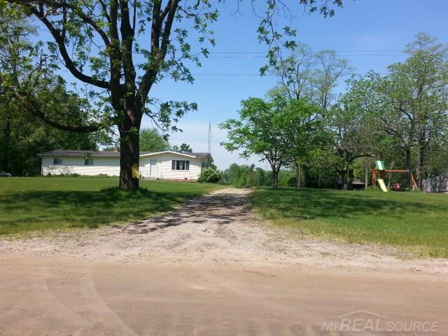 5120 8th Road Croswell, MI 48422 - Photo 2 of 18