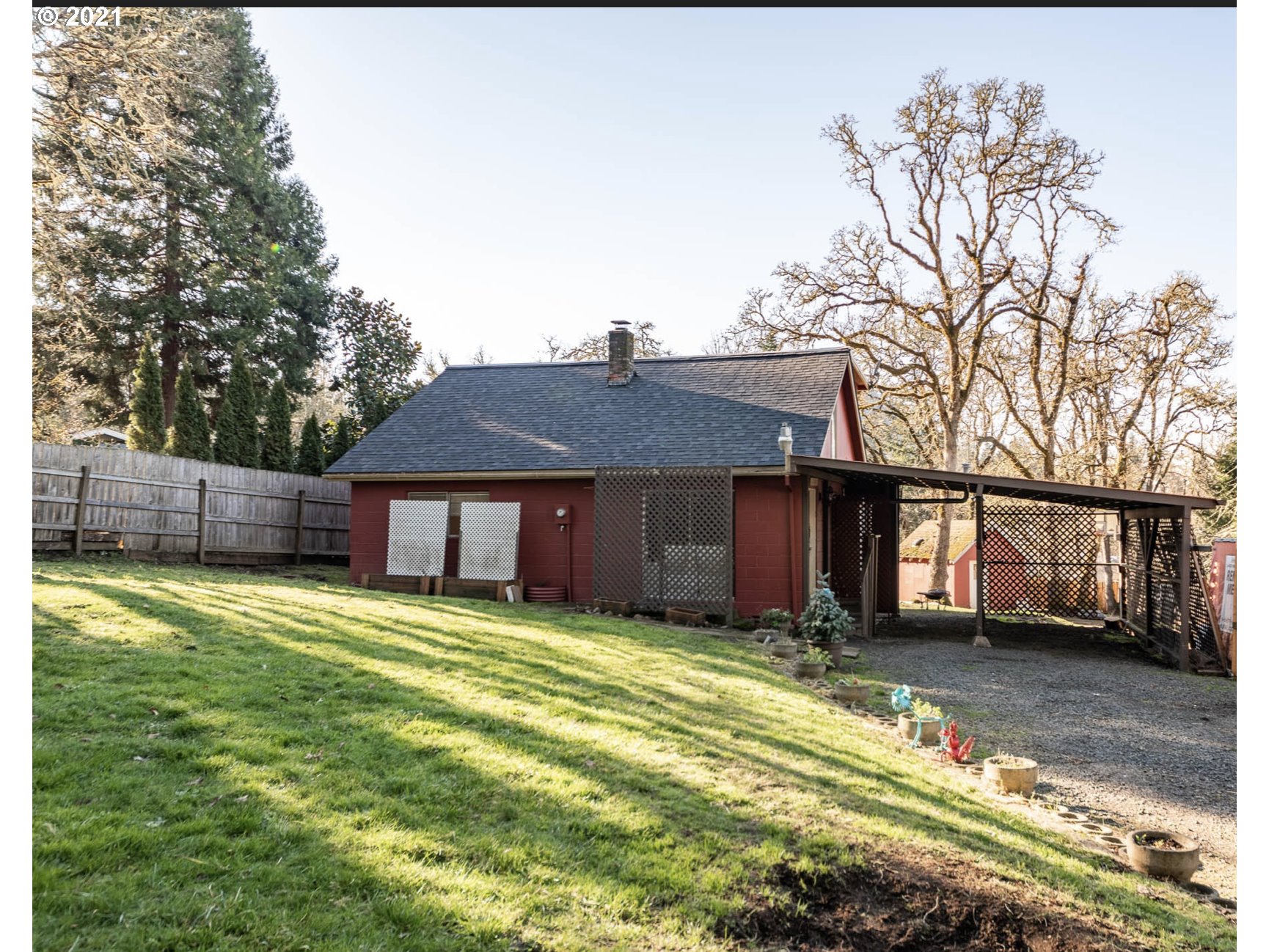520 South 71st Street Springfield, OR 97478 - Photo 2 of 20 Gallery Image 2