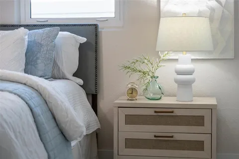 $679,000 | 243 45th Avenue Northeast, St. Petersburg, FL 33703