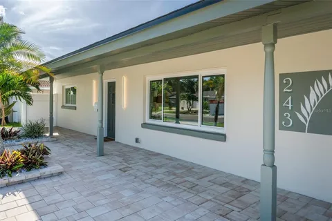 $679,000 | 243 45th Avenue Northeast, St. Petersburg, FL 33703