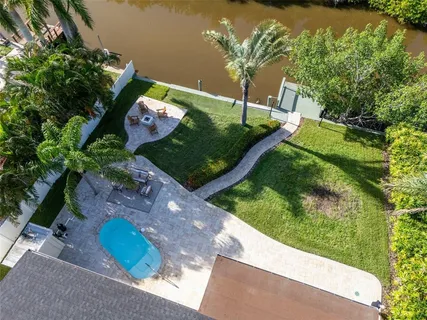 $679,000 | 243 45th Avenue Northeast, St. Petersburg, FL 33703