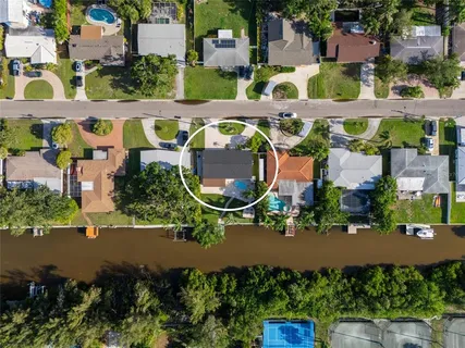 $679,000 | 243 45th Avenue Northeast, St. Petersburg, FL 33703