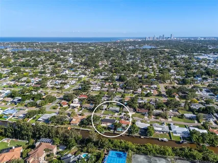 $679,000 | 243 45th Avenue Northeast, St. Petersburg, FL 33703