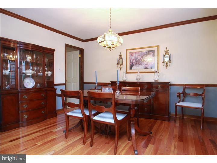 182 Firethorn Road Newtown, PA 18940 - Photo 3 of 18 Dining Room