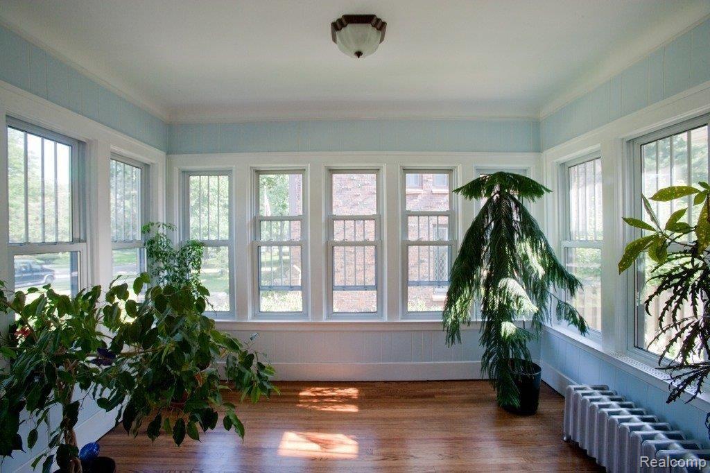 929 Pemberton Road Grosse Pointe, MI 48230 - Photo 8 of 12 Florida Room
