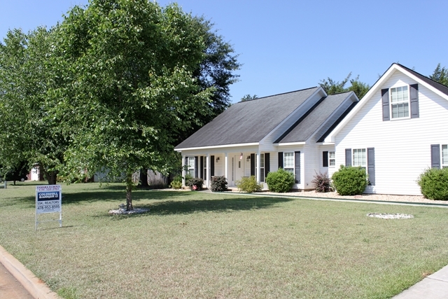126 Crystal Ridge Circle Byron, GA 31008 - Photo 3 of 37 Additional Photo