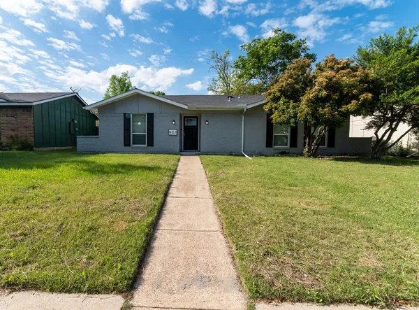 $277,000 | 807 Meadow Mead Drive, Allen, TX 75002