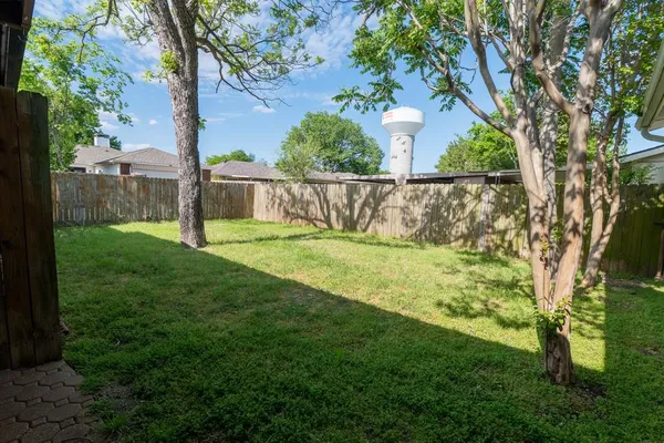 $277,000 | 807 Meadow Mead Drive, Allen, TX 75002
