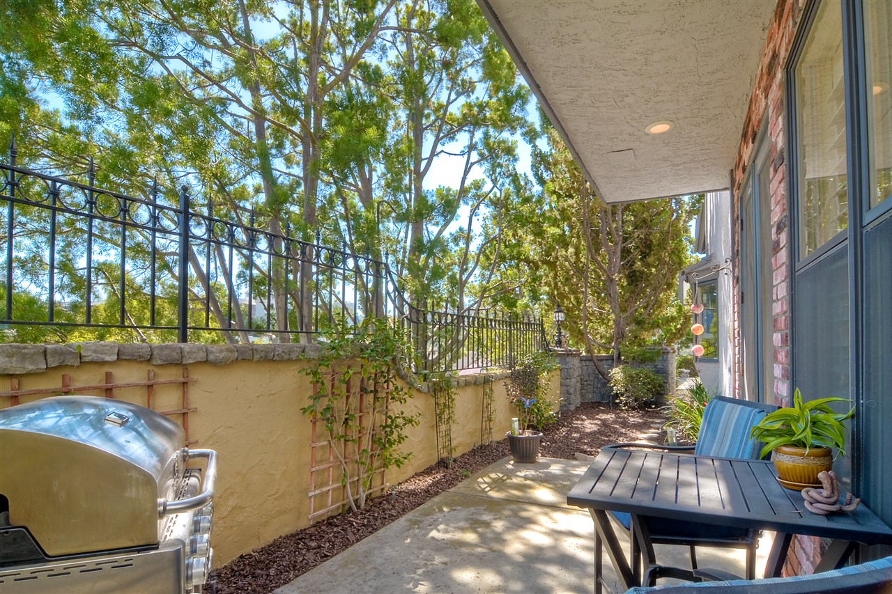 7395 Alicante Road Carlsbad, CA 92009 - Photo 11 of 25 Gallery Image 11