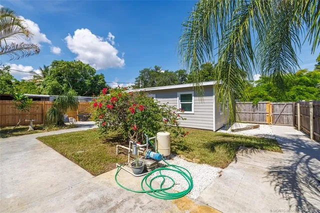 $309,000 | 1073 Northeast Orange Avenue, Jensen Beach, FL 34957