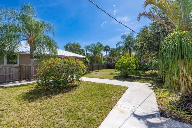 $309,000 | 1073 Northeast Orange Avenue, Jensen Beach, FL 34957
