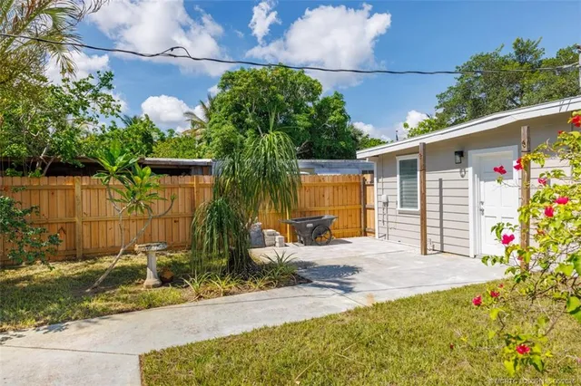 $309,000 | 1073 Northeast Orange Avenue, Jensen Beach, FL 34957