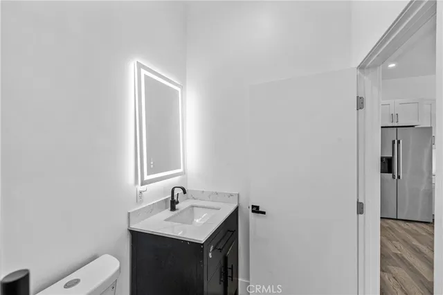 $2,500 | 19613 Lanark Street, Unit 1/2, Reseda, CA 91335