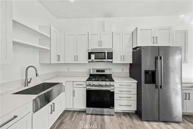 $2,500 | 19613 Lanark Street, Unit 1/2, Reseda, CA 91335